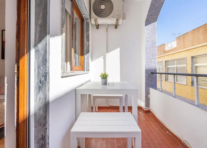 Ria Guest House